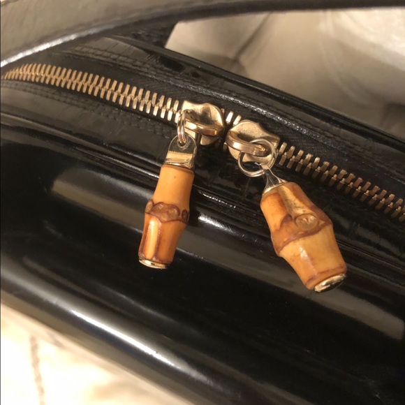 Authentic Vintage Gucci Bag - Picture 2 of 5